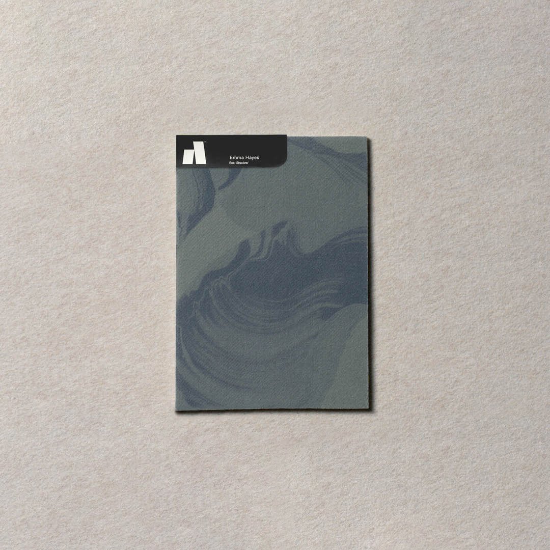 Eos 'Shadow' – Product Swatch