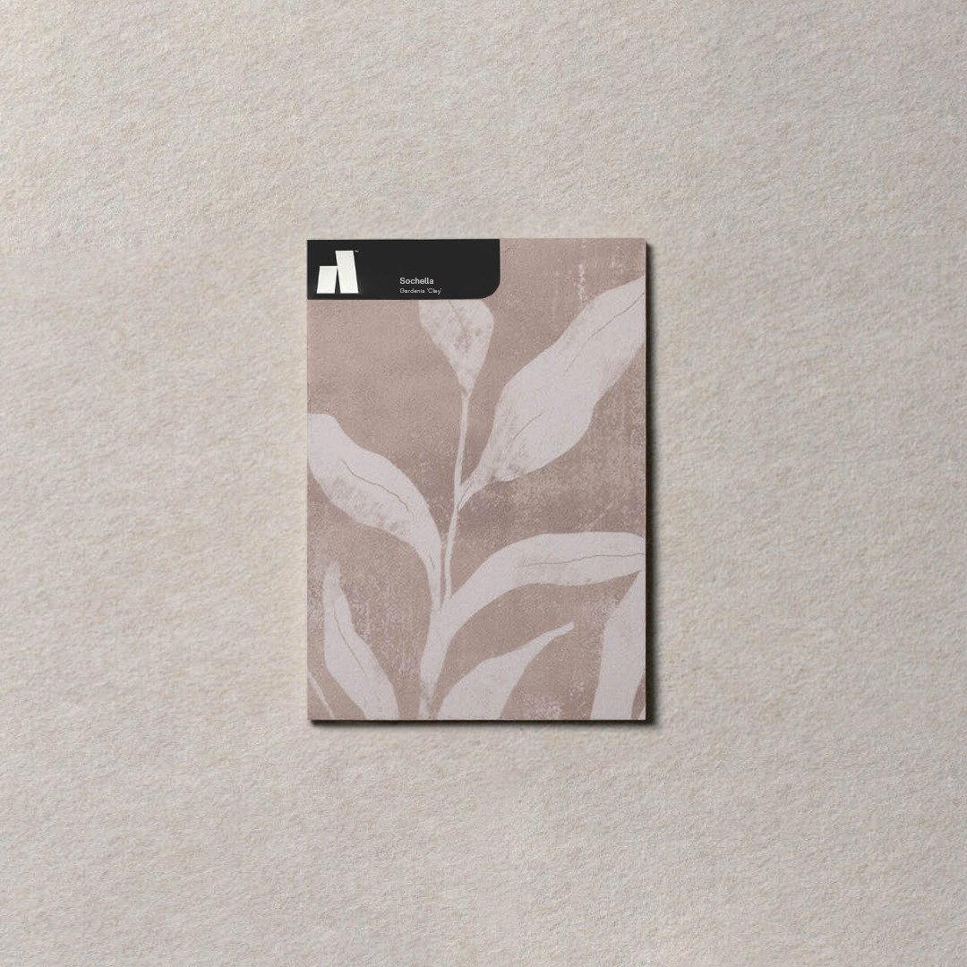 Gardenia Clay – Product Swatch