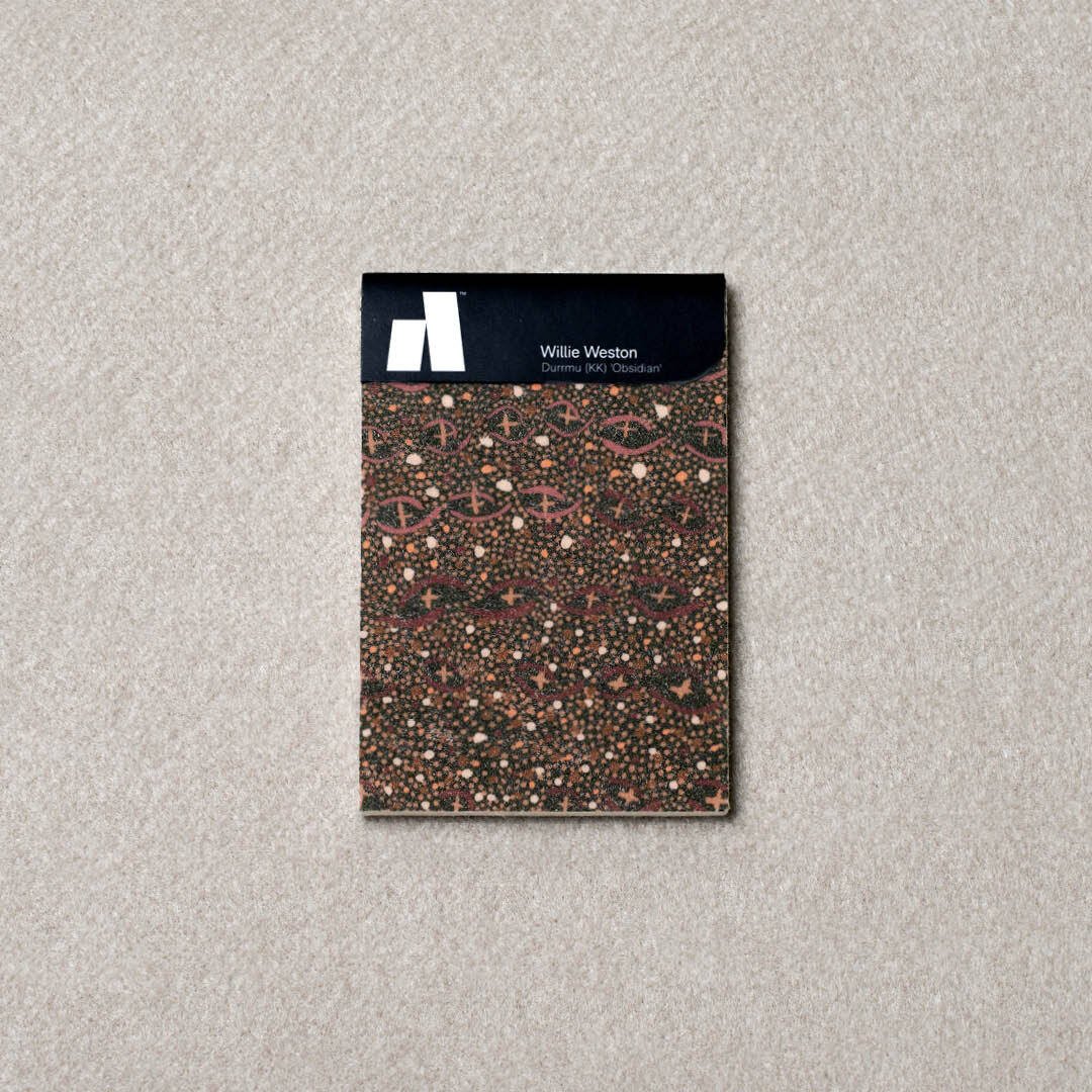 Durrmu (KK) 'Obsidian' – Product Swatch