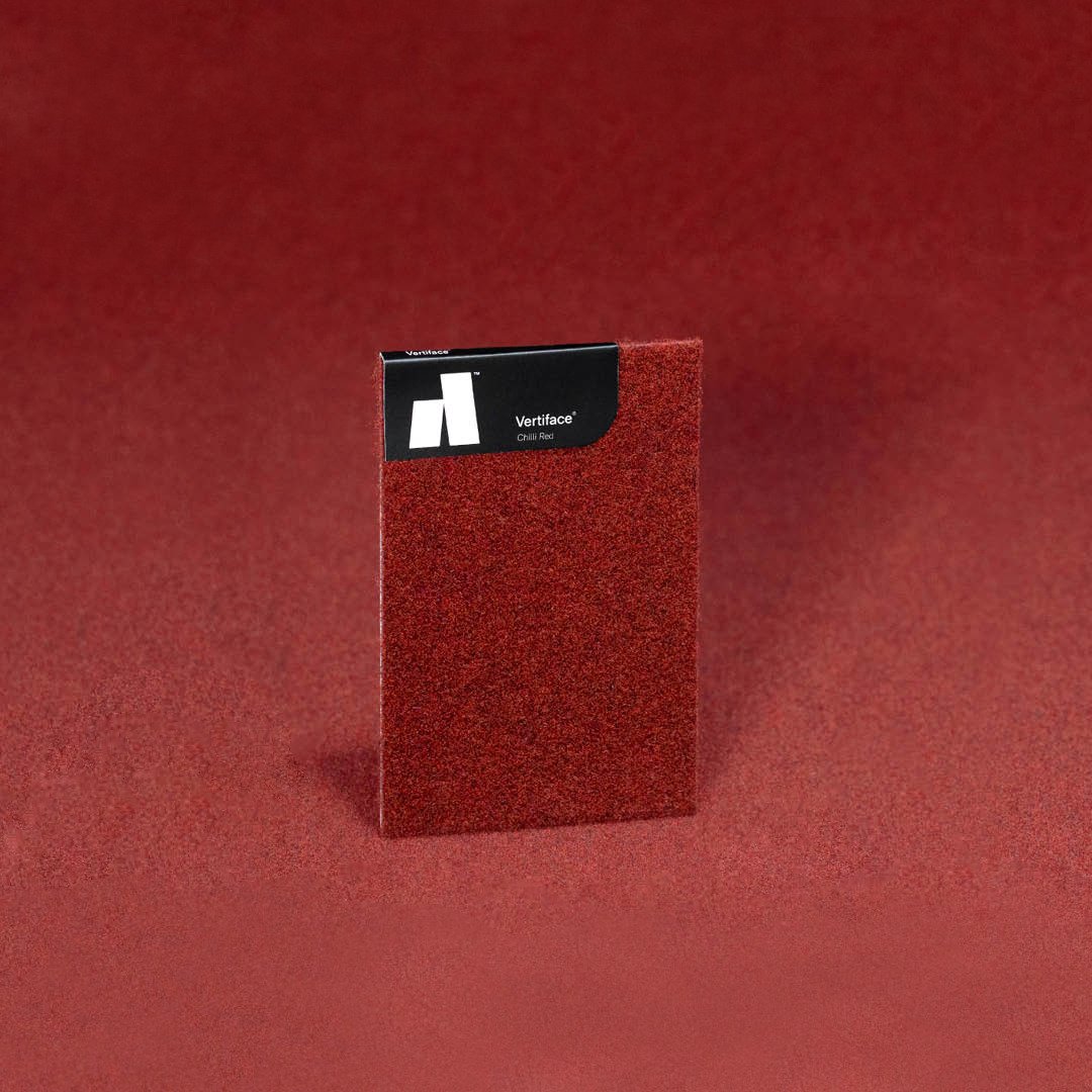 Chilli Red – Product Swatch