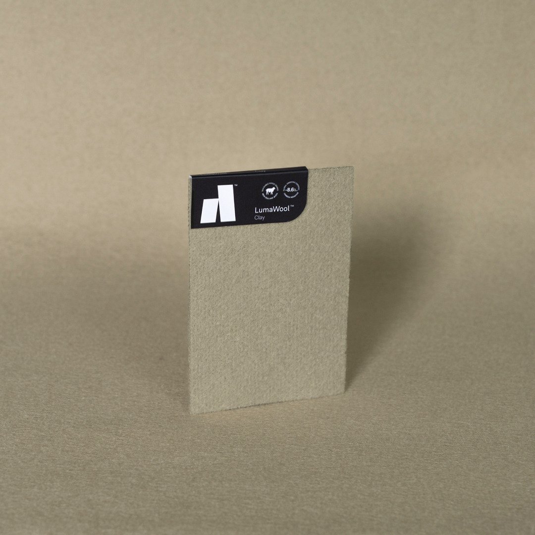 Clay – Product Swatch