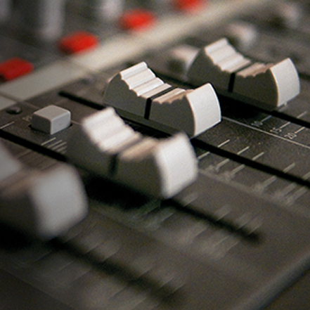 TC Helicon | Product | PLAY ACOUSTIC