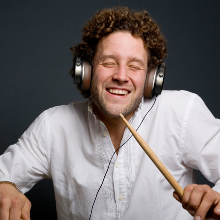 Déjalos que te vuelen la cabeza.