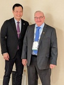 Associate Minister Cho and Mayor Elmslie