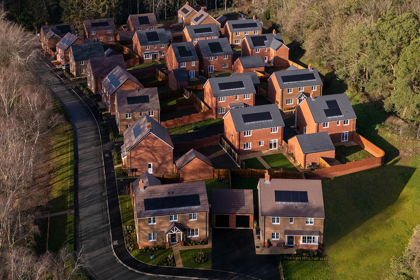 LH-PARK GATE-THE GREEN