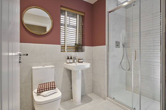 The Azalea Ensuite 1