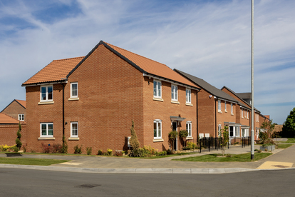 Linden Homes_east anglia_kings_newton_streetscene