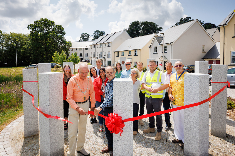 Mayor of Newton Abbot unveils contemporary stone circle at Church Walk