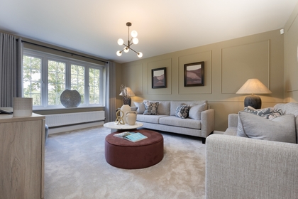 Elgar Park - Mulberry sitting room