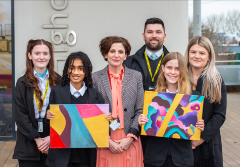 Pupils’ artworks to be displayed in new Bovis Homes sales office in Caversham