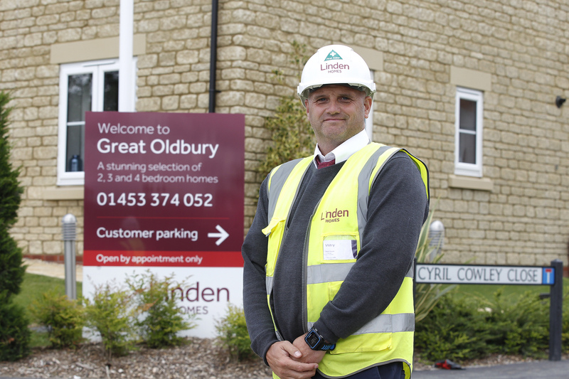 Stonehouse site manager celebrates first Pride in the Job award