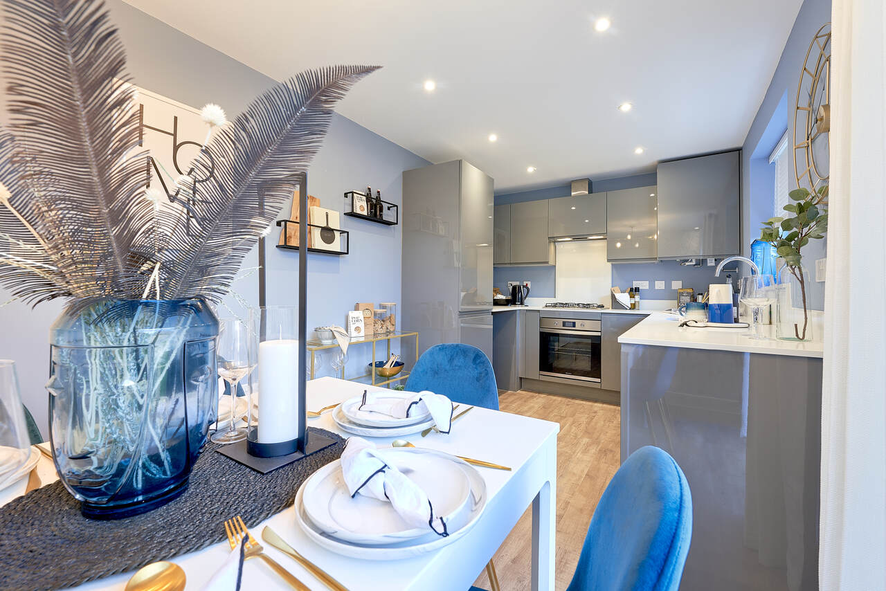 Houses For Sale in Sutton Courtenay Orwell Park Linden Homes