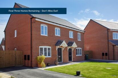 Longfields  Carousel Image 2