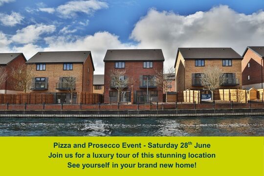Pizza and Prosecco Event