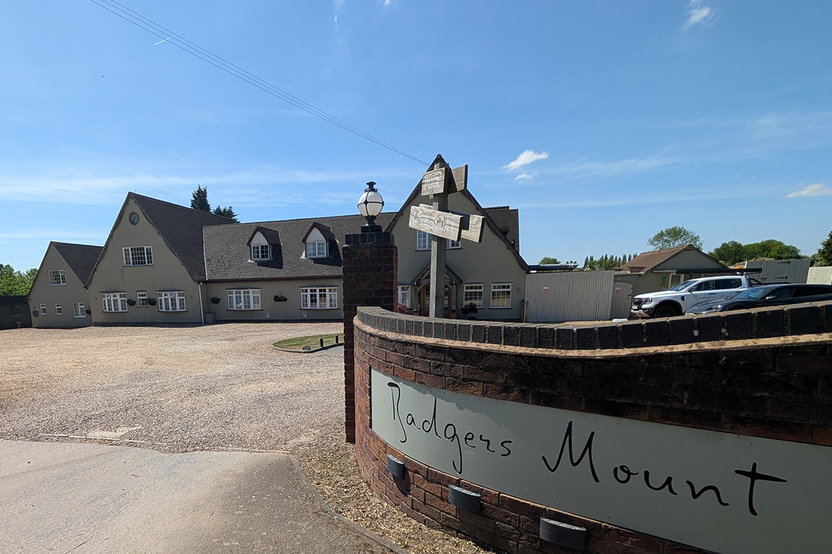 CH-SEM-EC-Badgers mount earl shilton