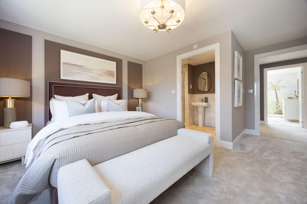 Elgar Park - Mulberry bedroom 1