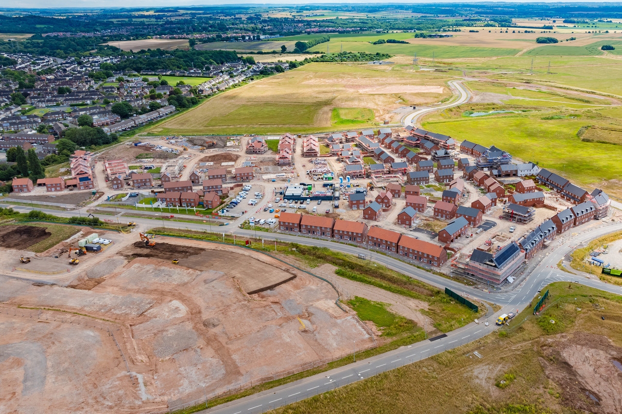 Fairham-Aerial-July2024-8_Development_Hero_1280x853