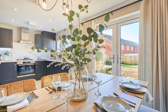 Vistry Whiteley Meadows Showhome plot 1117 190123 033_HDR