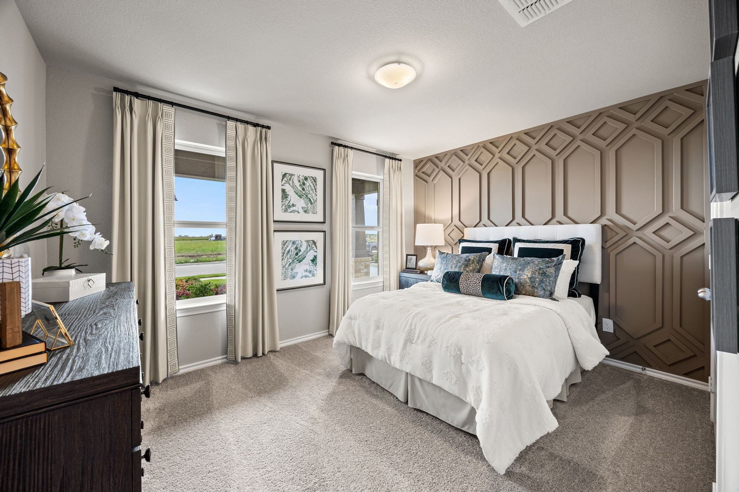 Lincoln - Third Bedroom