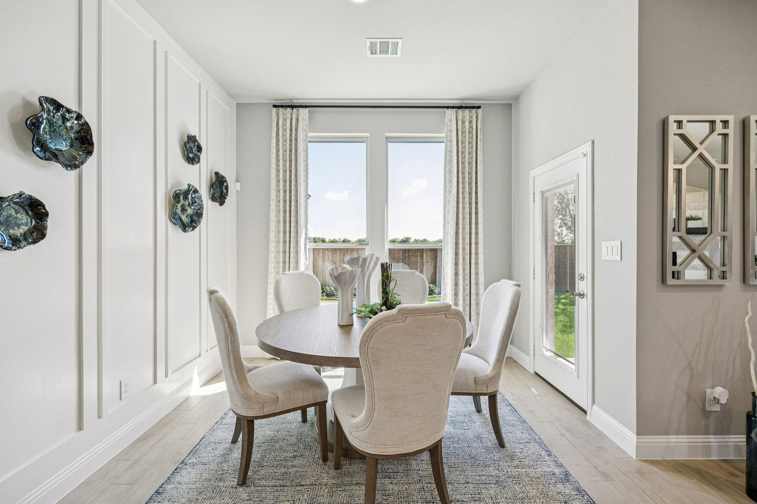 Hampton - Dining Room