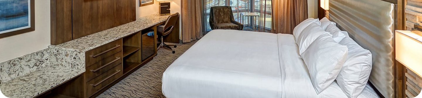 Suites-Banner