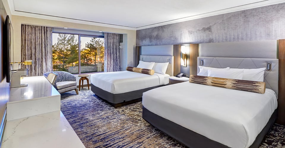 Hotel-Suites-stay-save